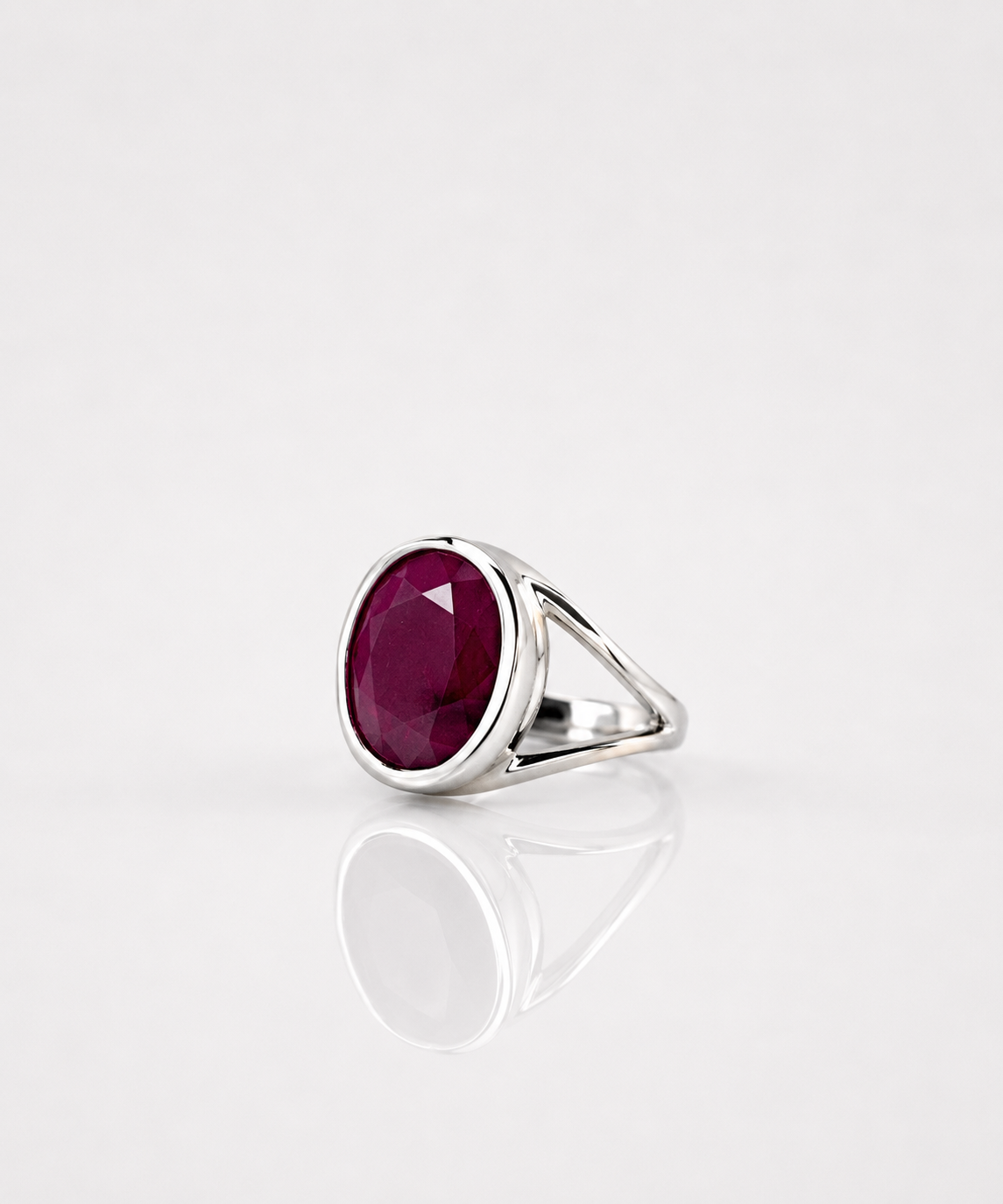 Moraebi Split Shank 08 — Natural Ruby (Manik) Skin-Touch Rashi Ratna Ring
