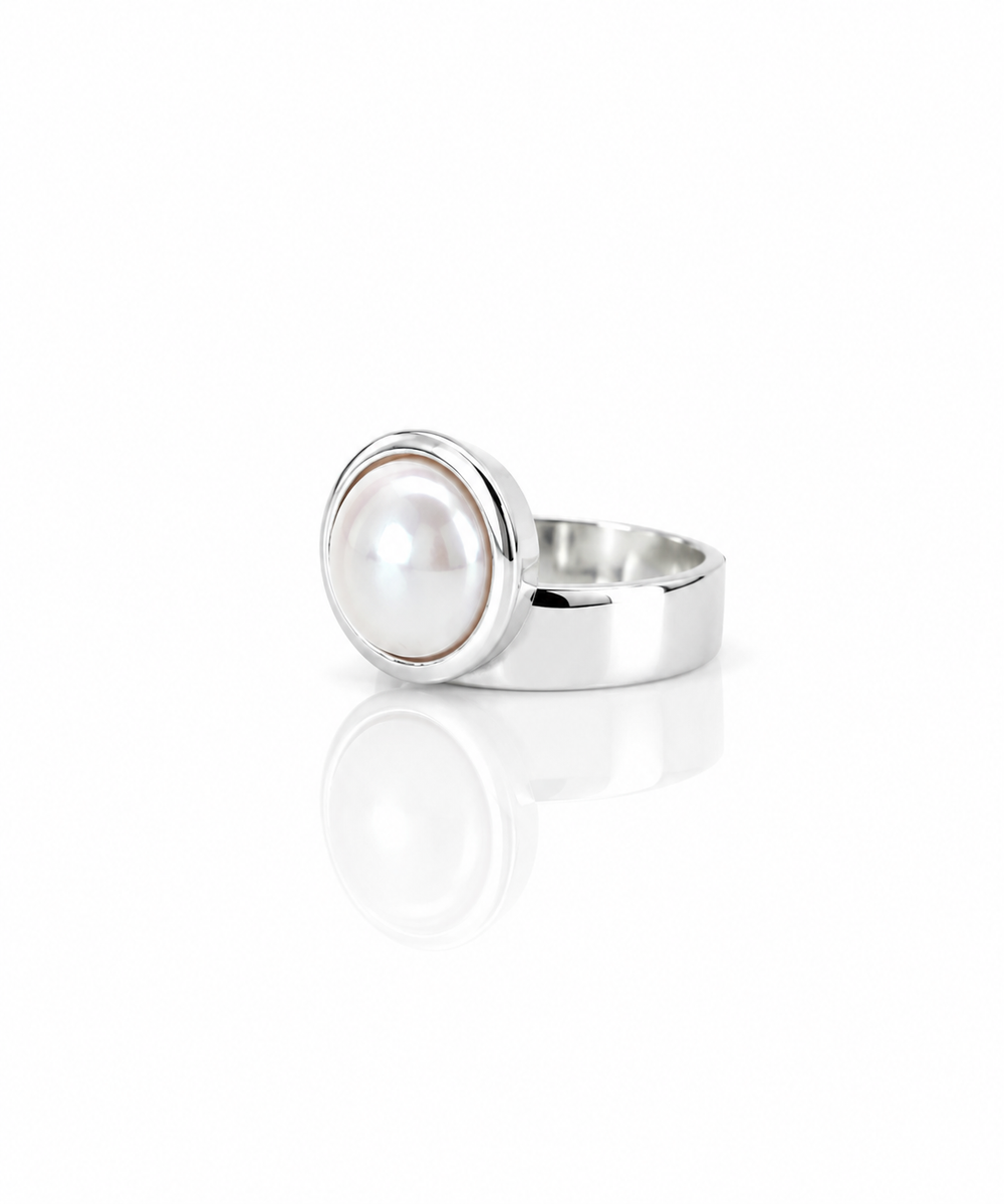 Moraebi Bypass 18 — Natural Pearl (Moti) Skin-Touch Rashi Ratna Ring