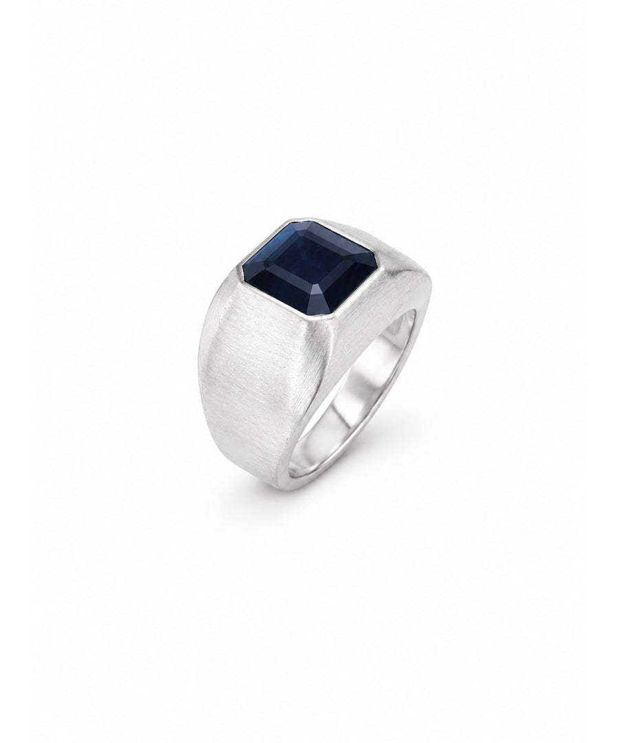 Moraebi Milgrain 14 — Natural Blue Sapphire (Neelam) Skin-Touch Rashi Ratna Ring