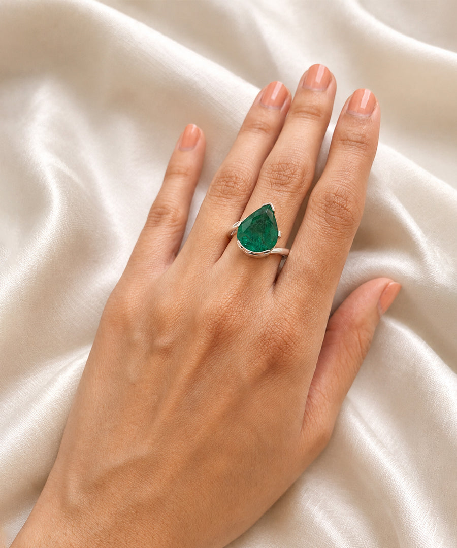 Moraebi Signet 13— Natural Emerald (Panna) Skin-Touch Rashi Ratna Ring