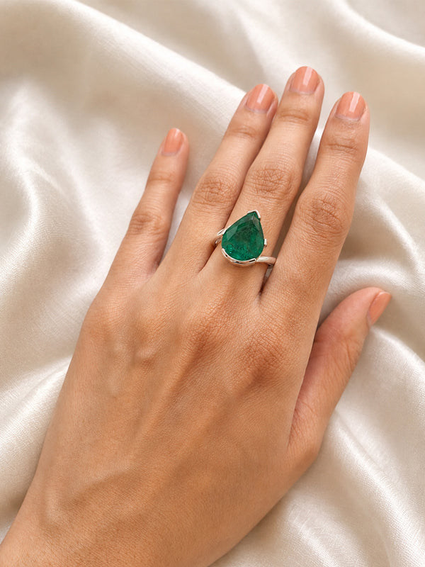 Ananya · Mumbai · Emerald bezel ring