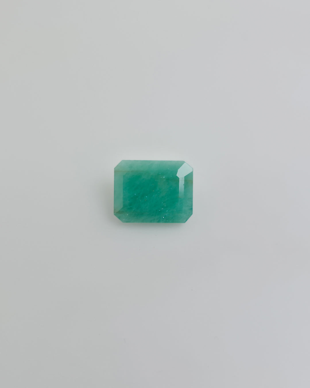 Emerald (Panna) — 7.31 ratti, Untreated, Unheated | EM-8770